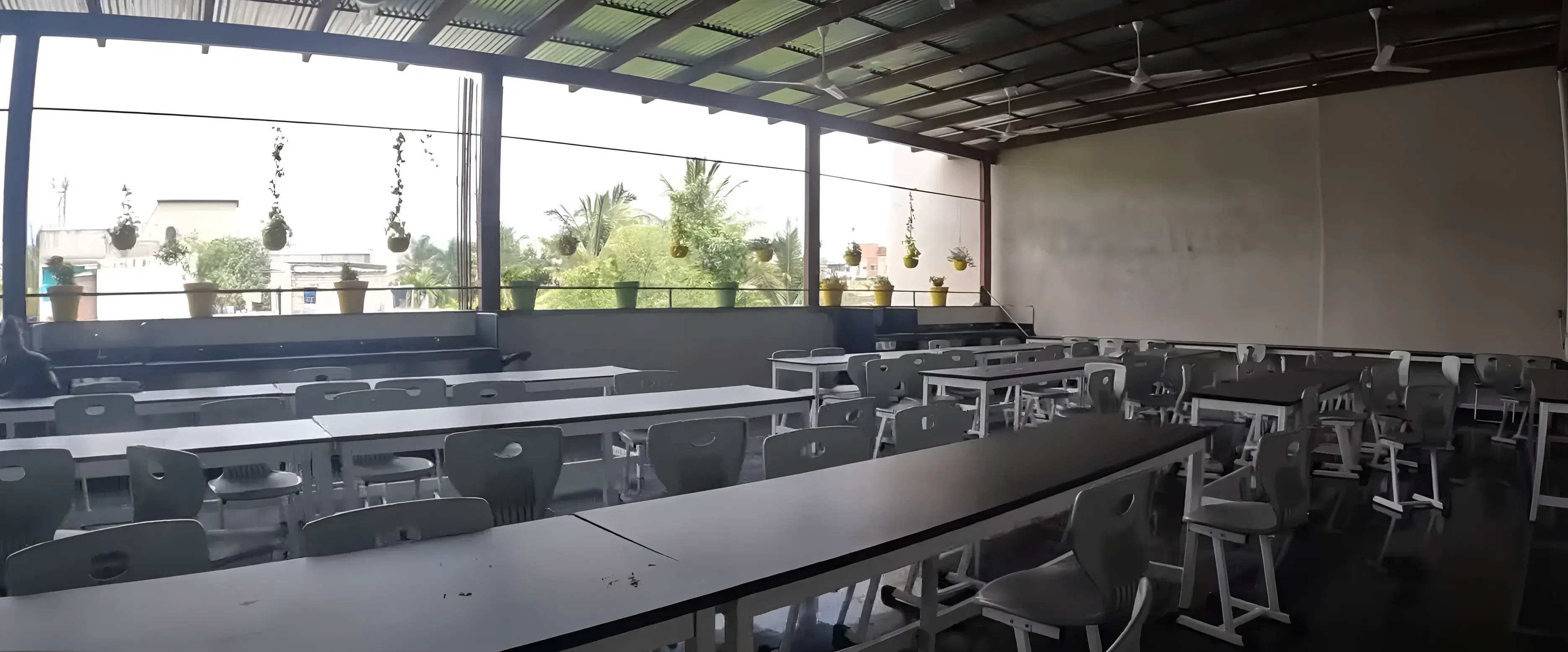 DY Patil School of Management Pune Canteen photo 3